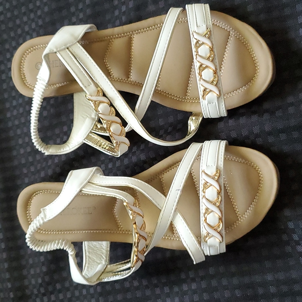 Cherokee, white & goldtone, sandals, size 9